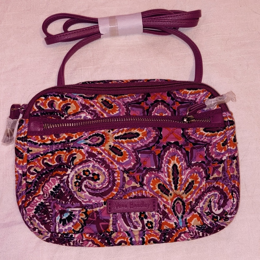 Brand new Vera Bradley cross body.